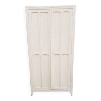 Armoire vintage