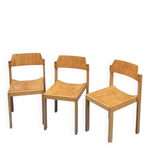trois chaises vintage