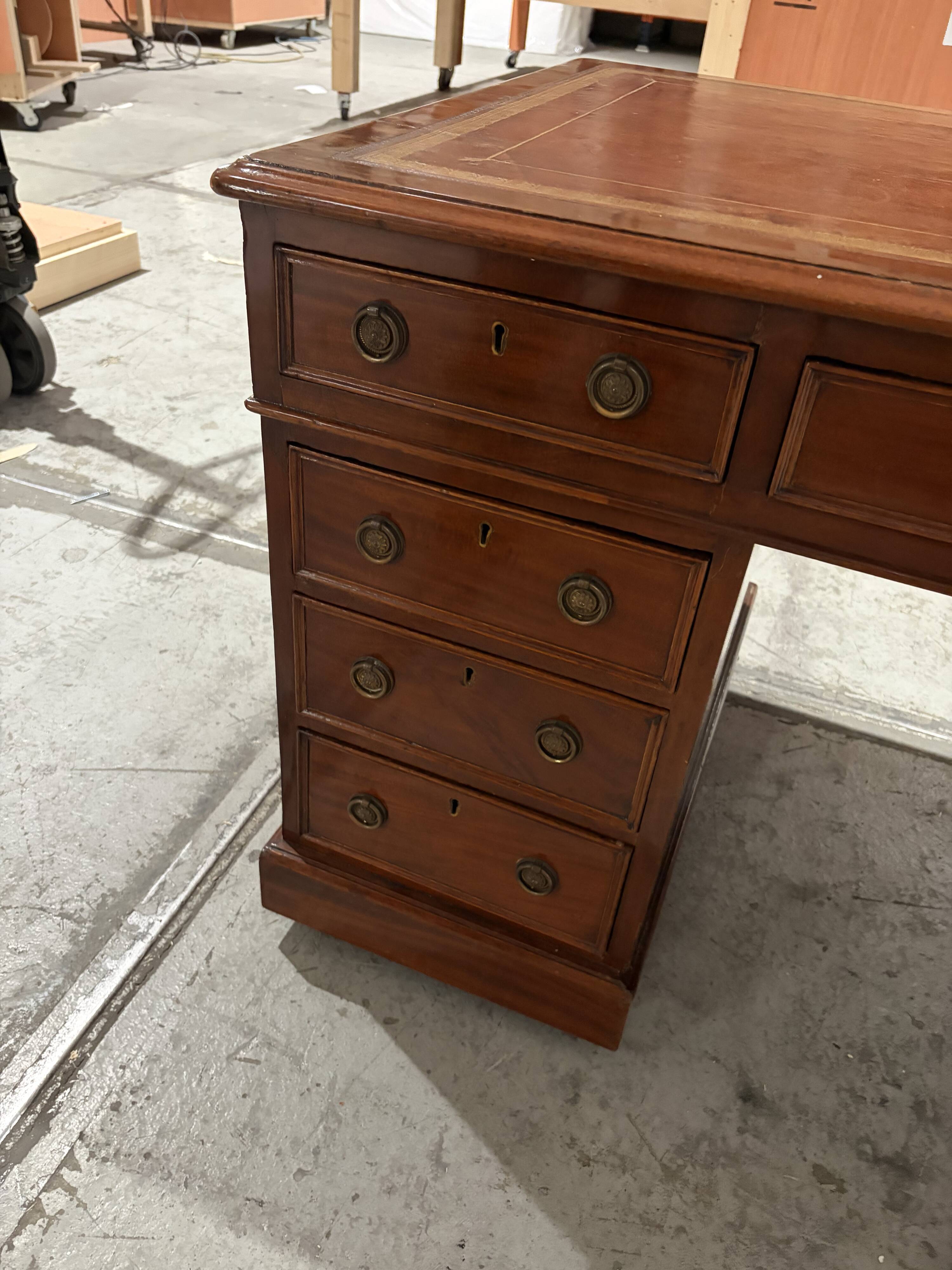 English desk 19th century