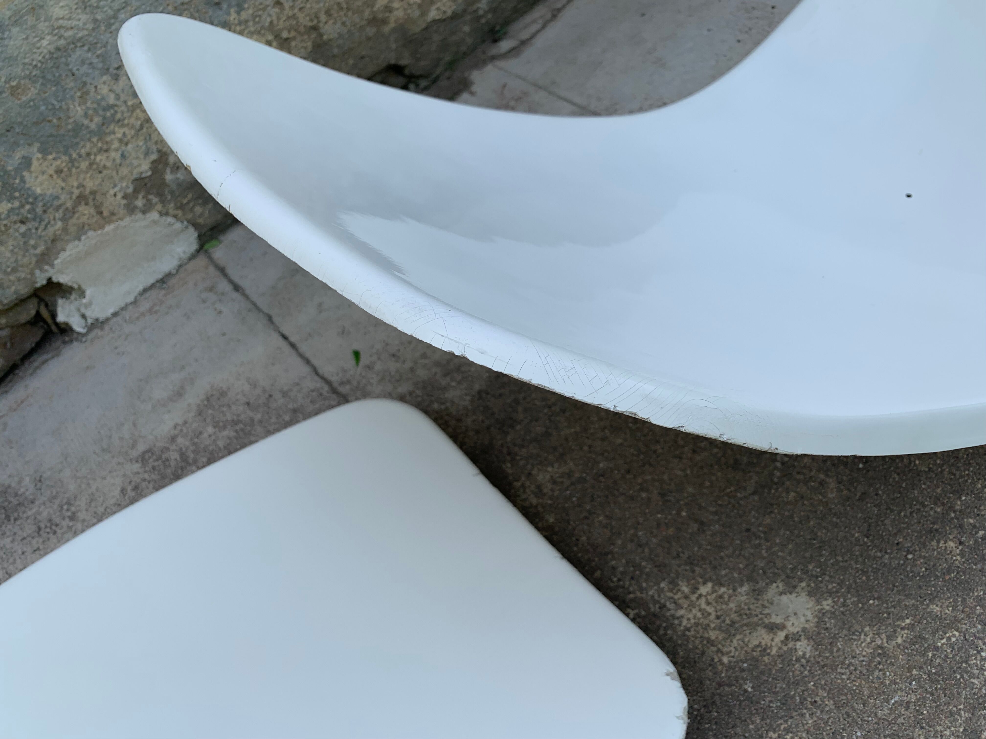 Pair of Eurolax R1 sunbeds by Charles Zublena