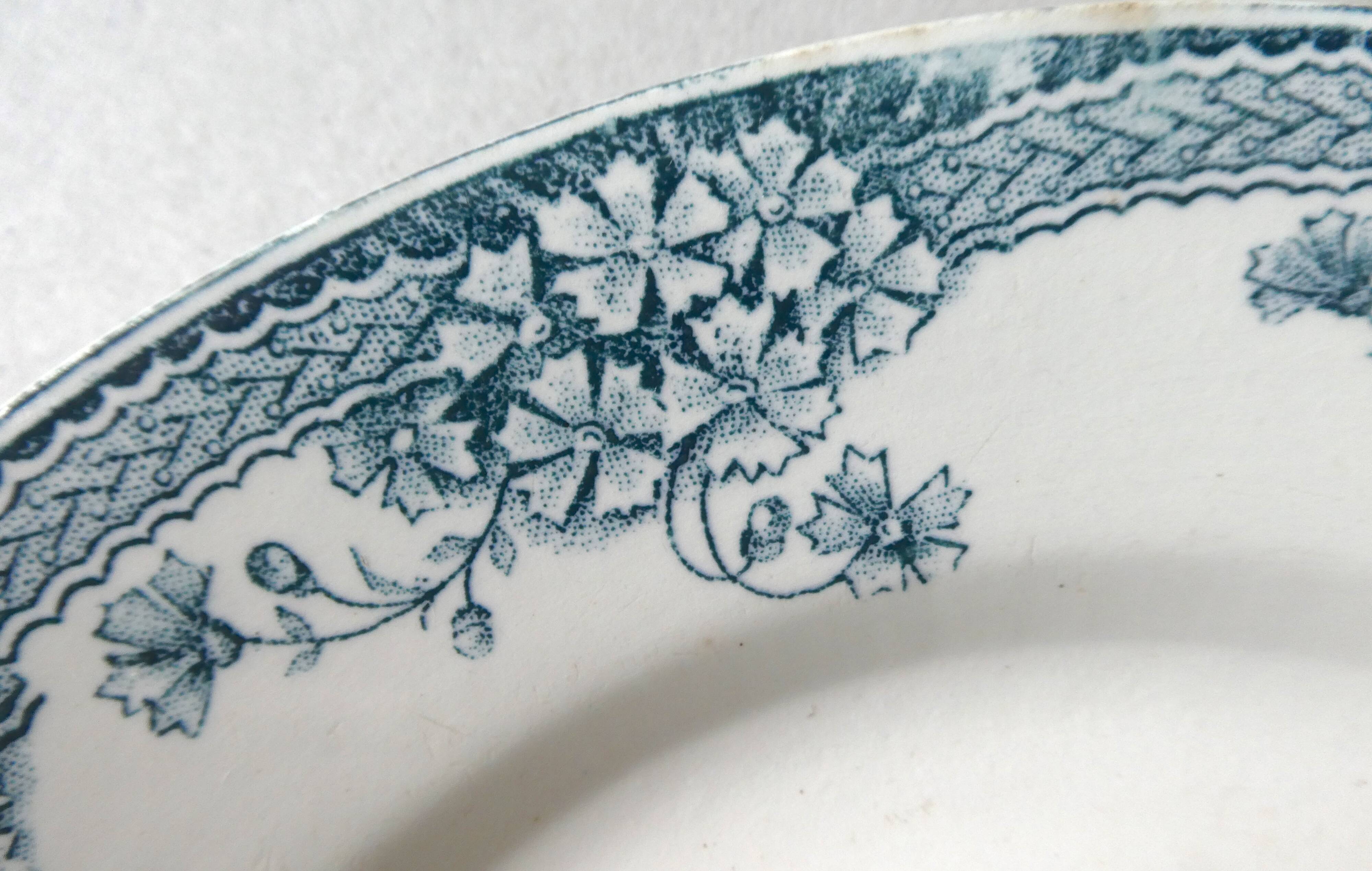 Set of 6 flat plates, Saint Amand model Suzanne, floral decoration