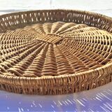 Wicker tray for cheeses