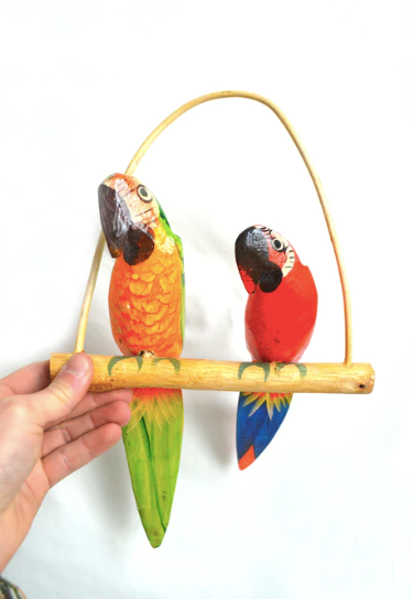 Duo de perroquets en bois