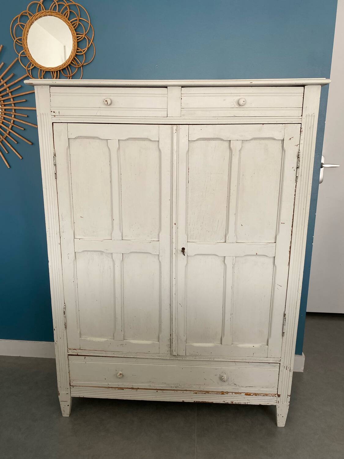 Small Parisian wardrobe