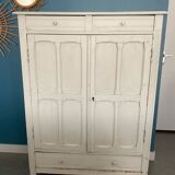 Small Parisian wardrobe