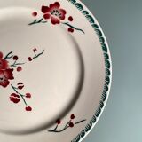 Set of 12 vintage flat plates