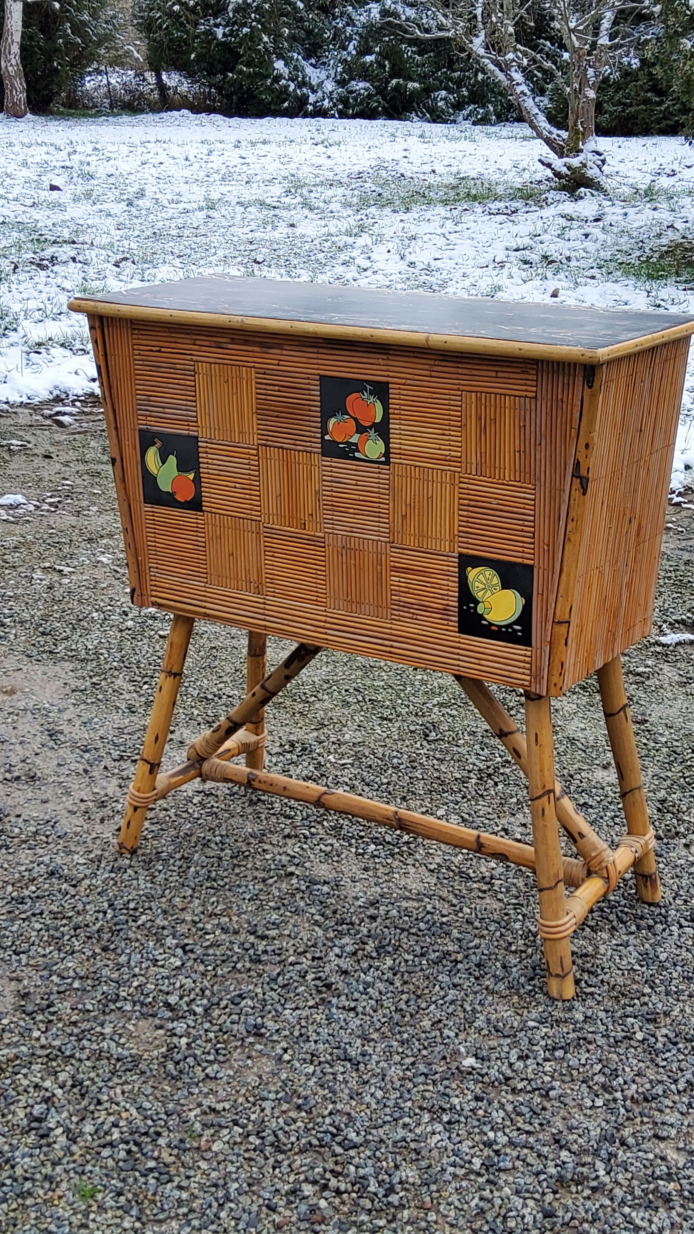 Bamboo bar rattan earthenware and formica 70s
