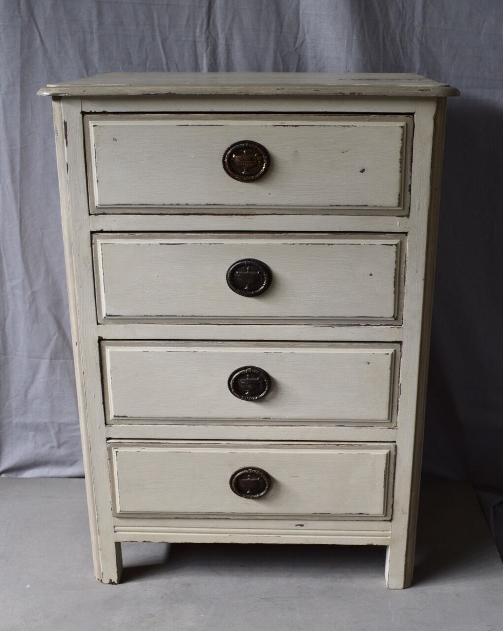 Skated wooden chiffonnier