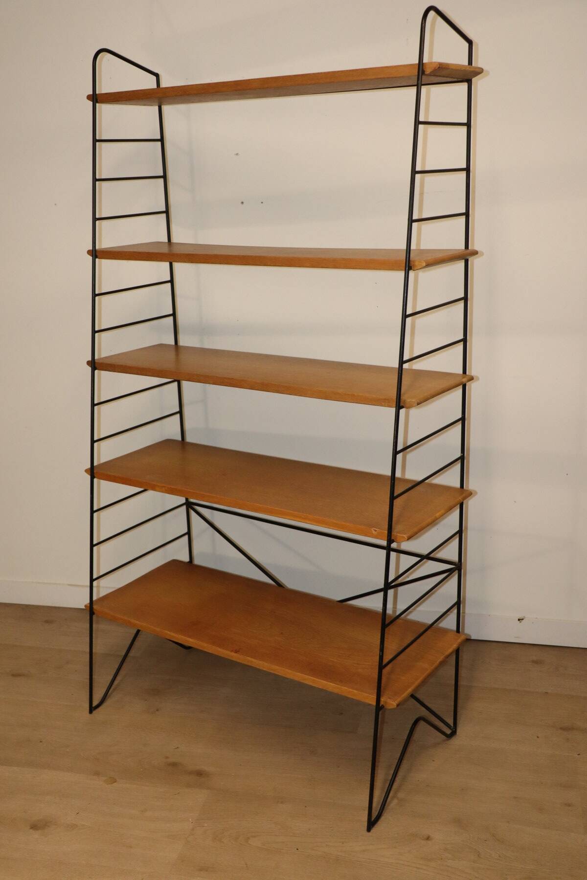 Etagère vintage en métal et chêne, 1960
