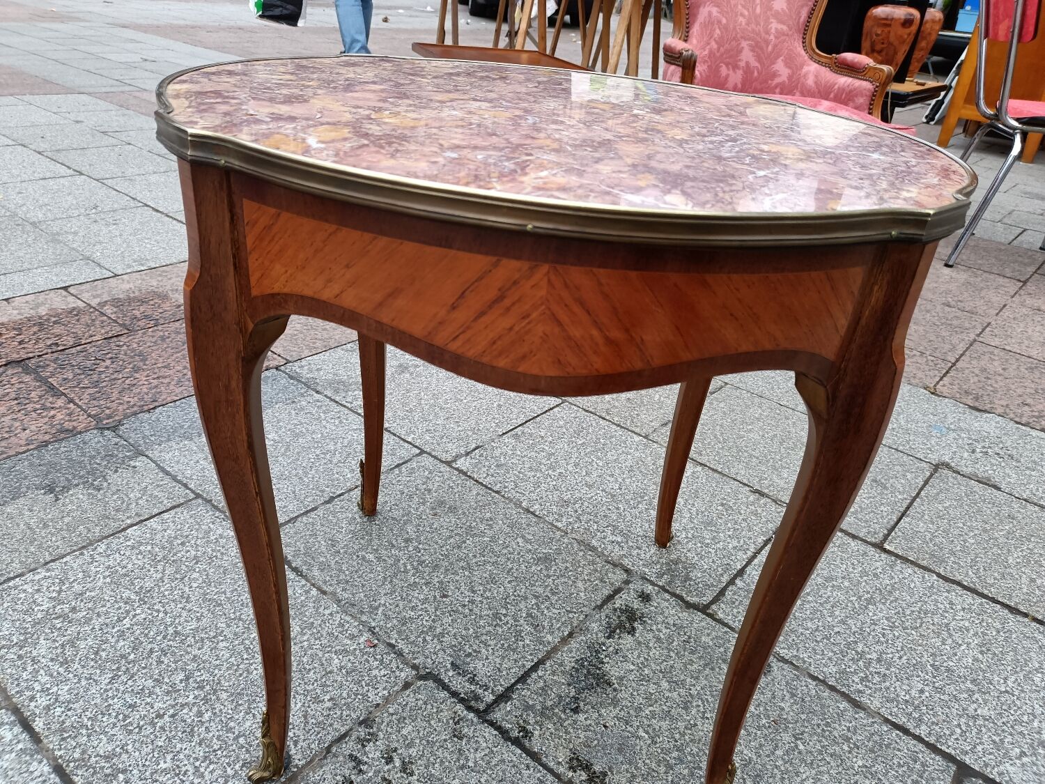 Table basse ancien d'appoint plateau style louis xv