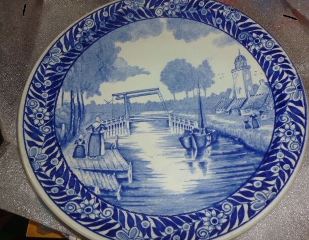 Assiette bleu décorative murale