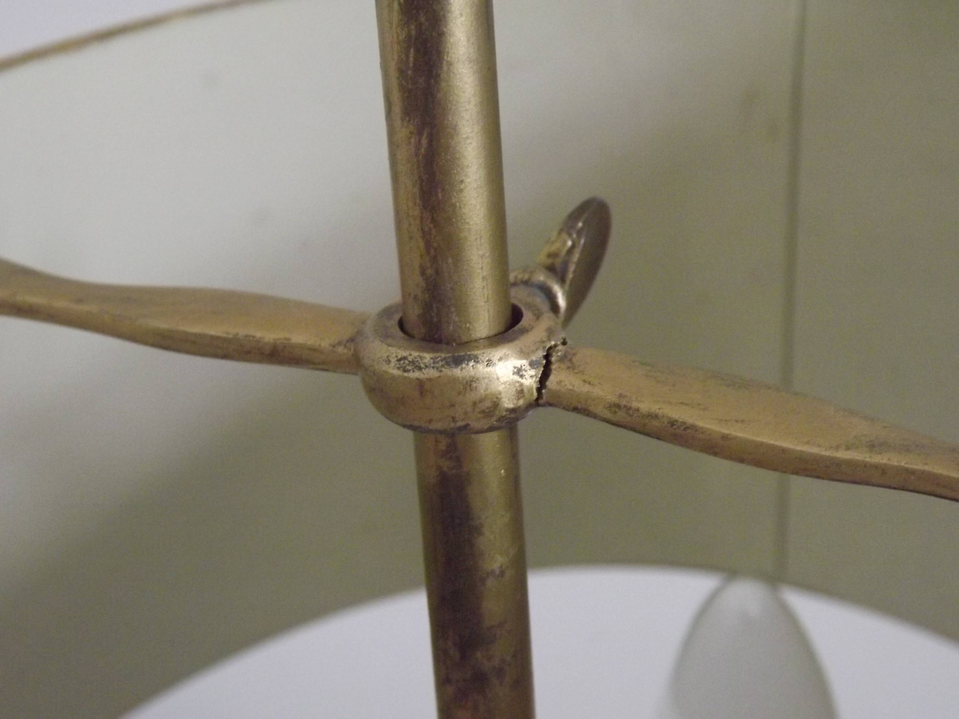 Lampe bouillotte à 2 lumières en laiton de l'Empire français, design floral peint à la main