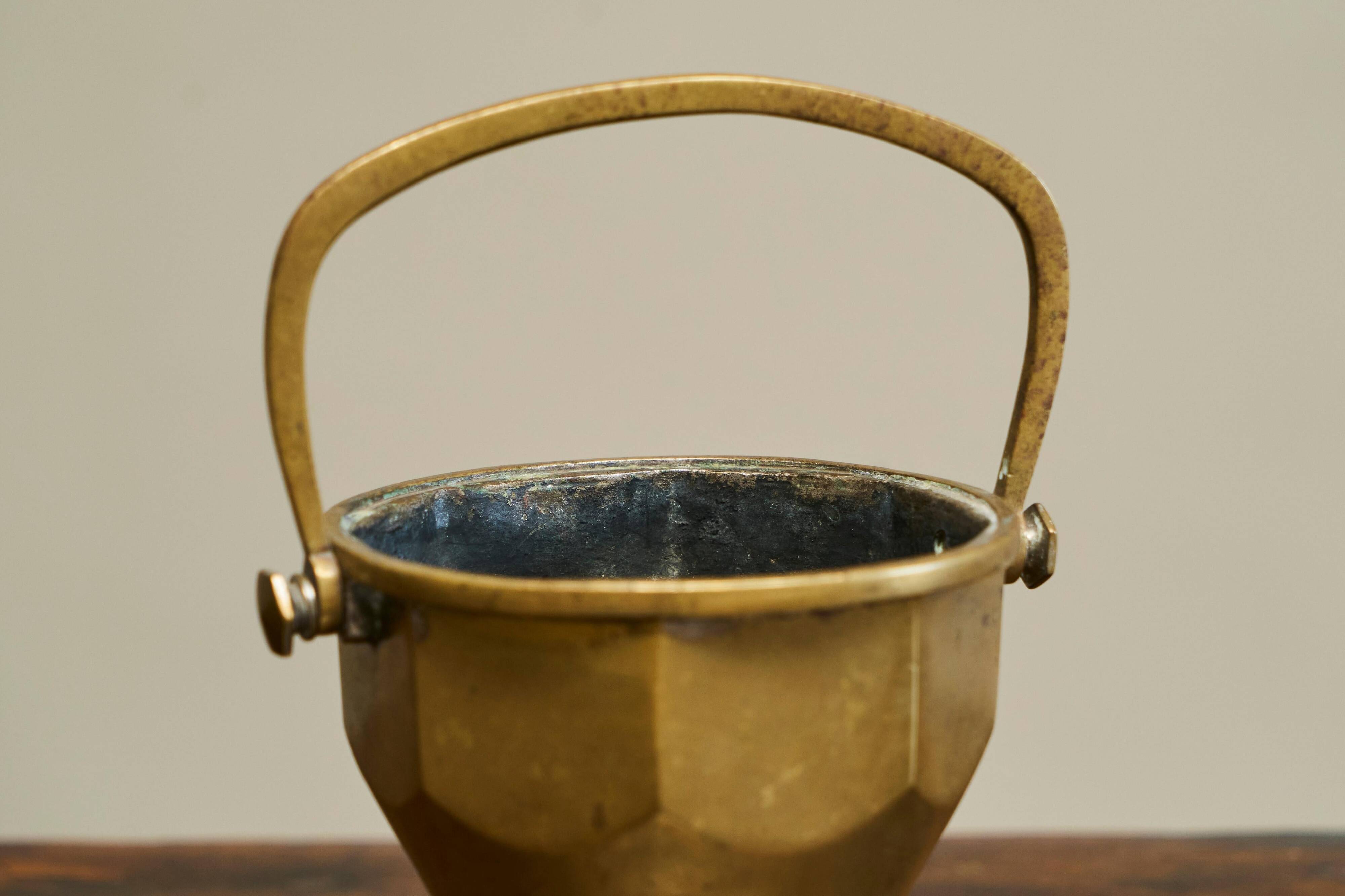 Art Deco brass waste bin with handle, early 20th century