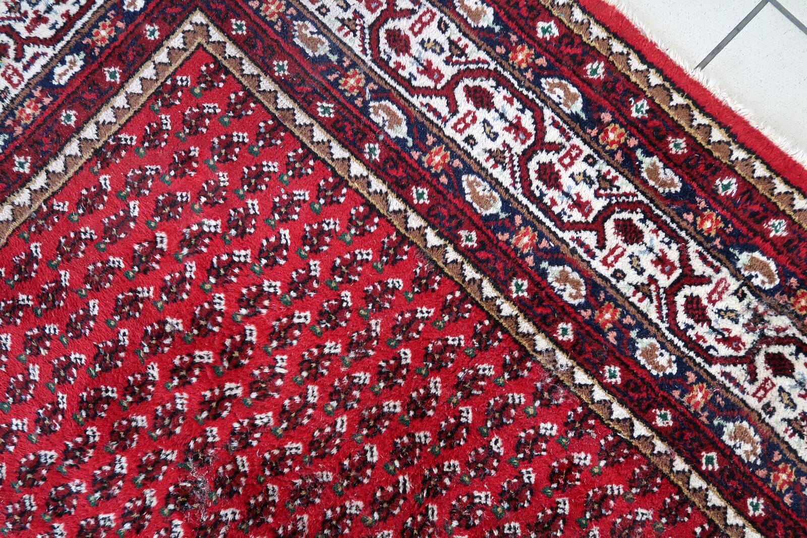 Tapis Vintage Seraband Fait Main en Laine – 174 x 240 cm