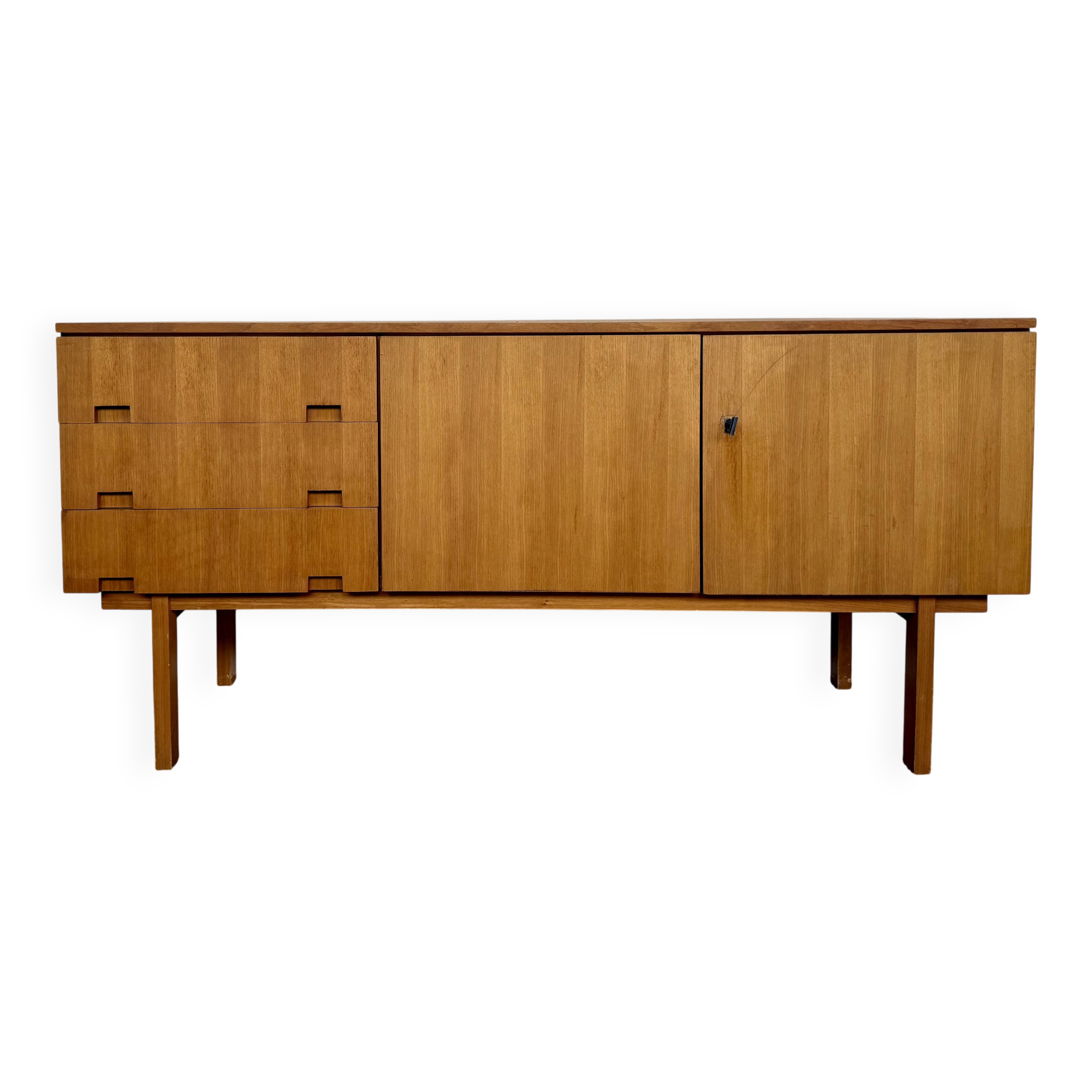 Vintage Scandinavian enfilade look