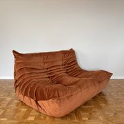 Canapé Togo deux places par Michel Ducaroy pour Ligne Roset