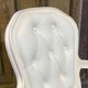 Fauteuil cabriolet de style Louis XV moderne