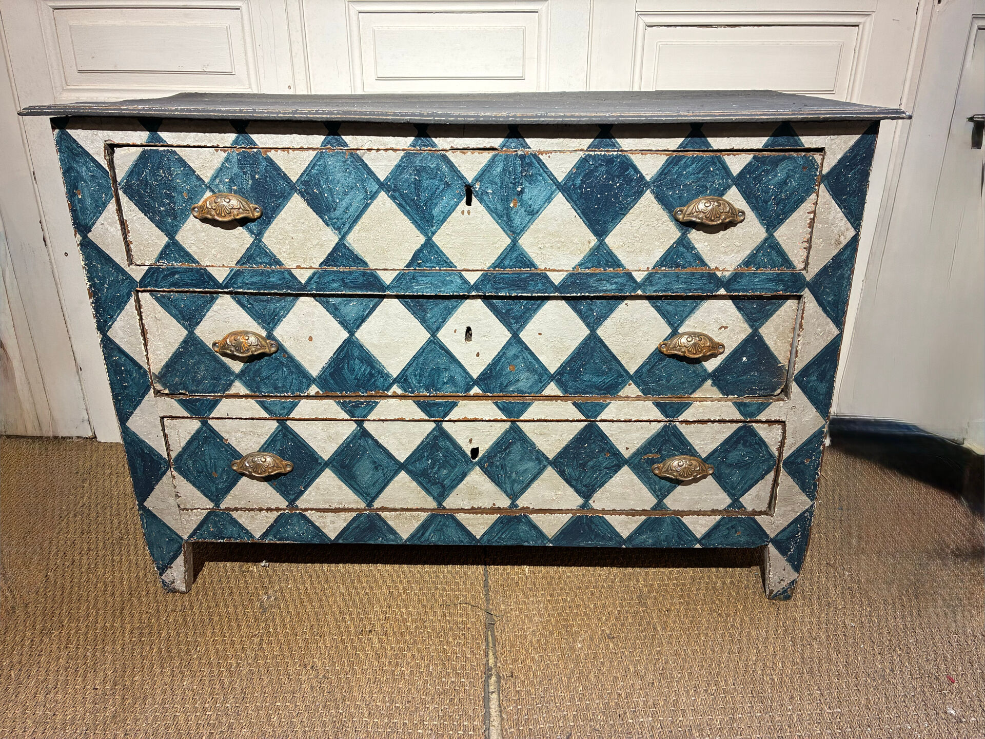 Ancienne Commode avec patin originale