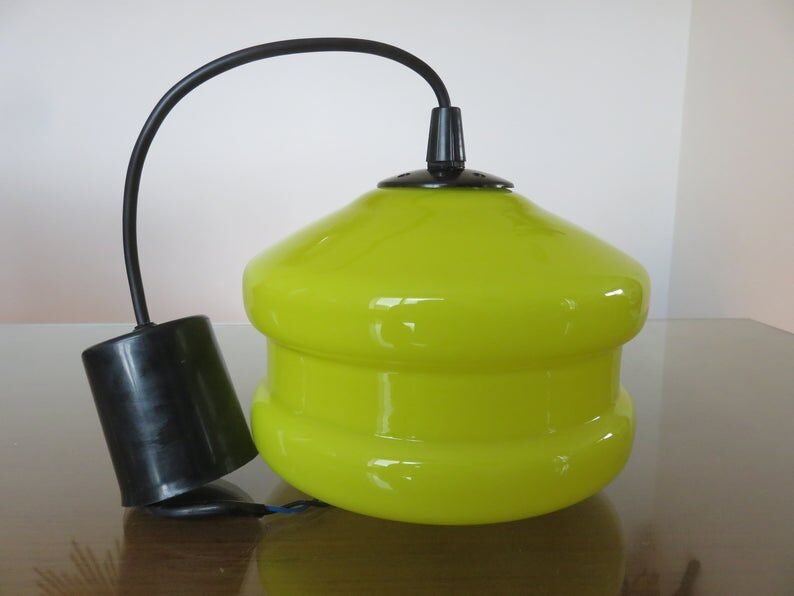 Hanging in yellow opaline 60 70 years