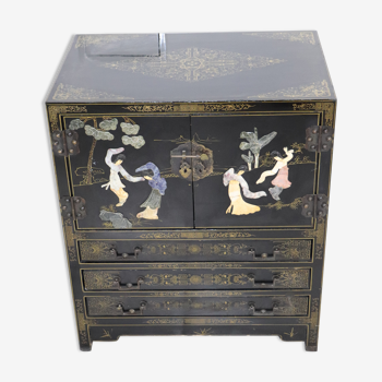 Black lacquered Chinese buffet with stone and ivory figures