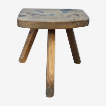 Truss tripod stool