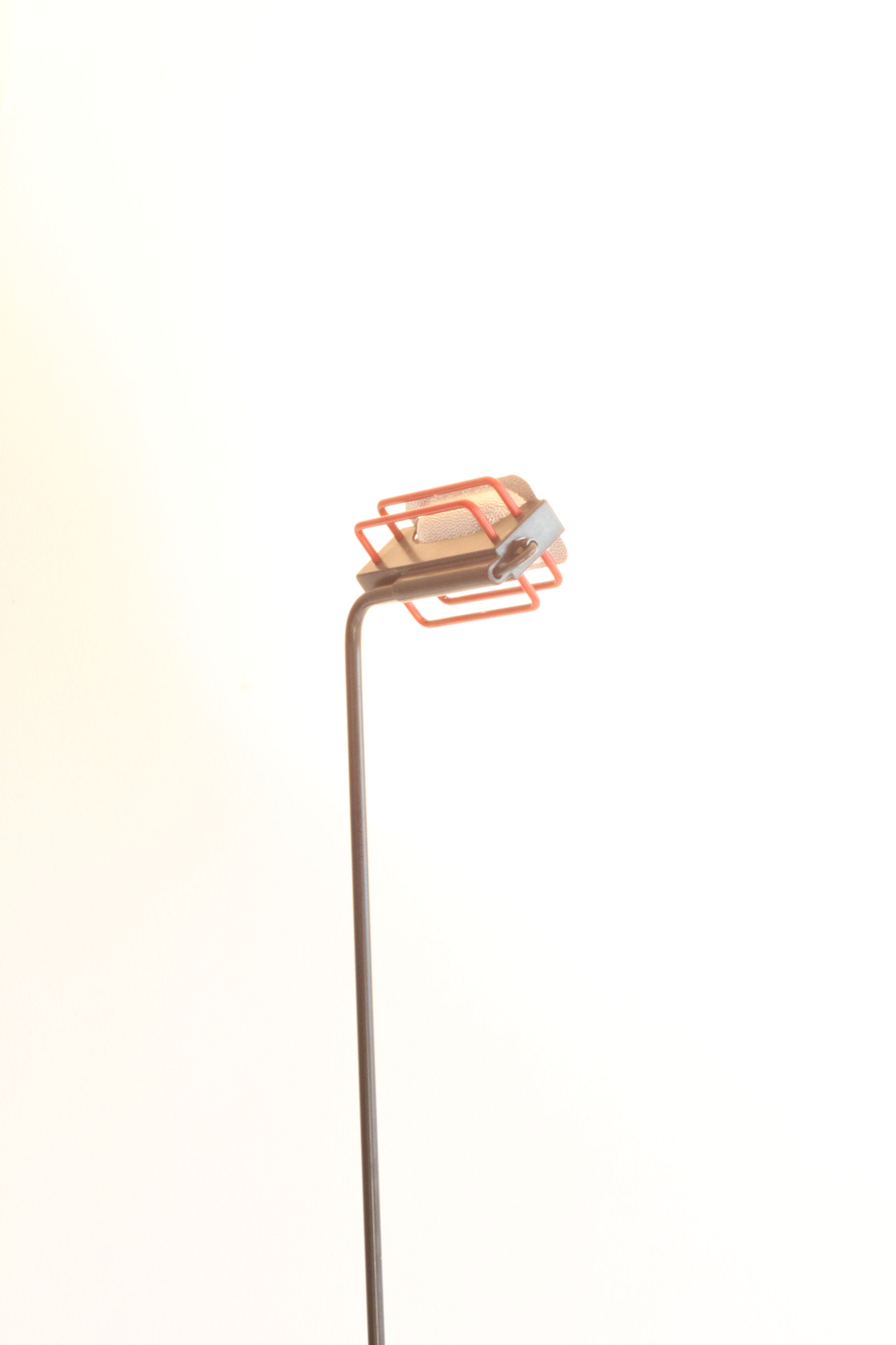 Lampadaire en acier noir, Italie années 1980