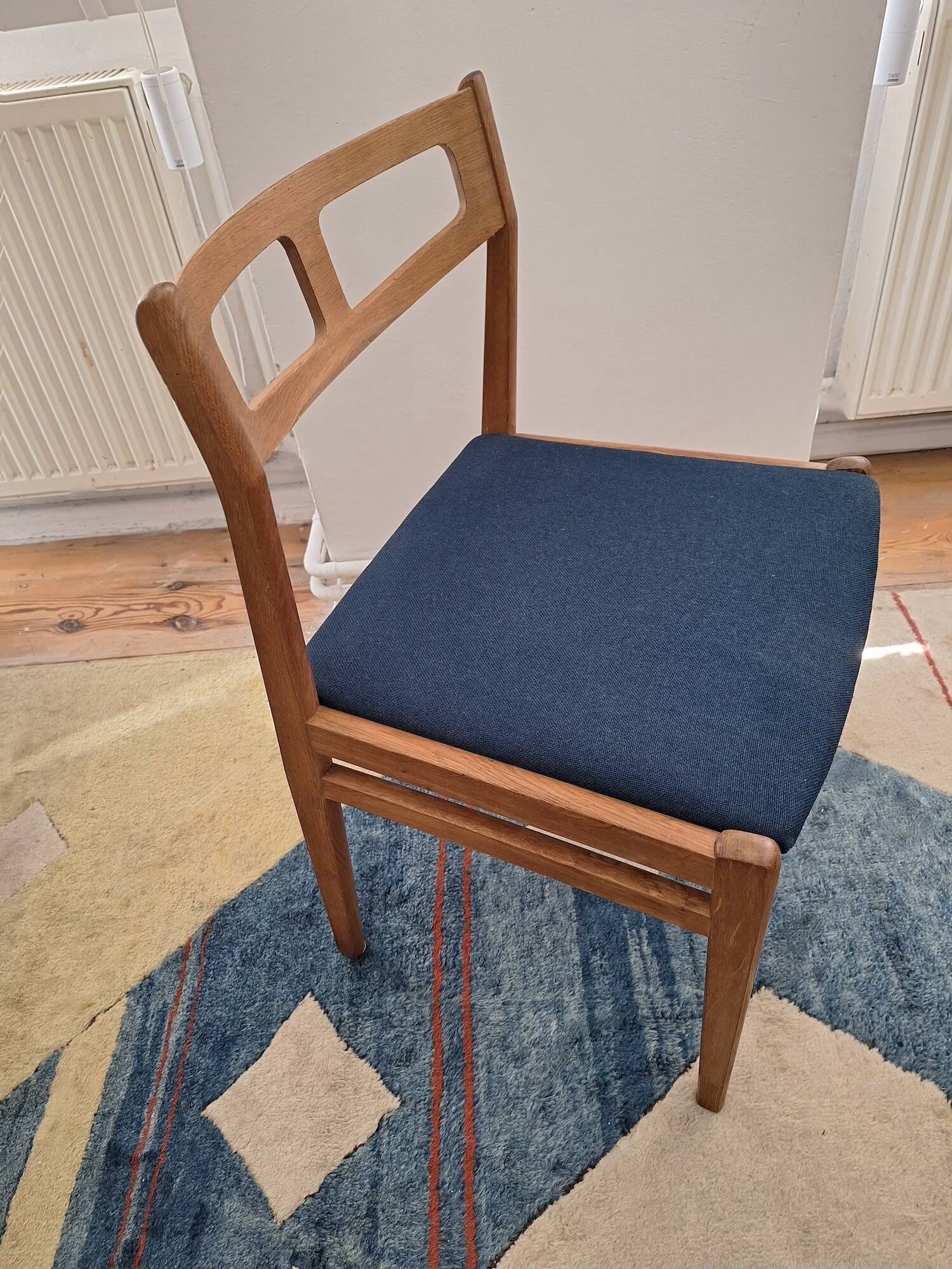 Set of Danish oak dining chairs with petrol blue covers, 1960s