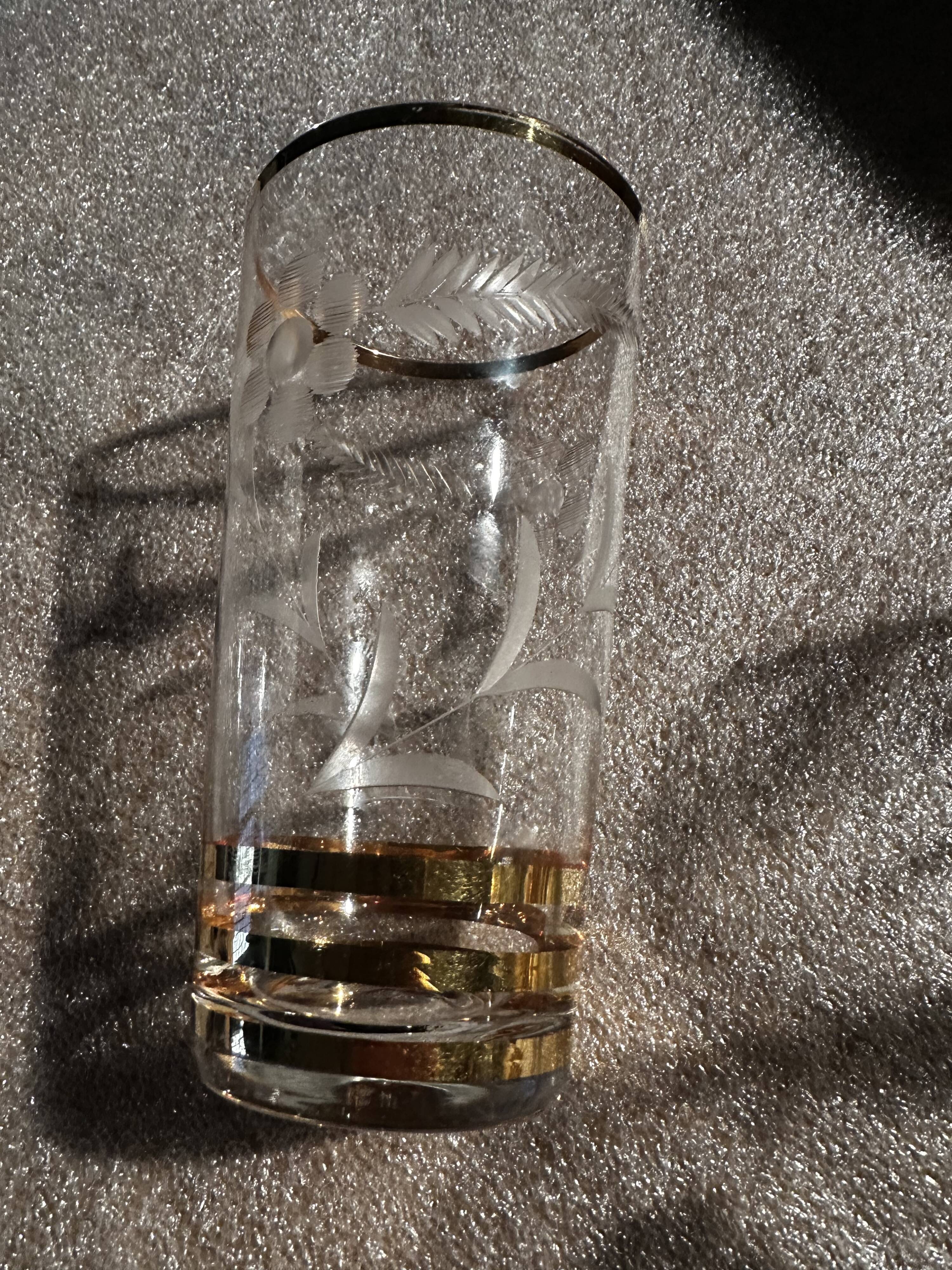 9 art-deco glasses in engraved crystal with gold trim