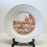6 vintage white Augusty porcelain dinner plates in very good condition