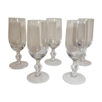 Suite 5 champagne flutes