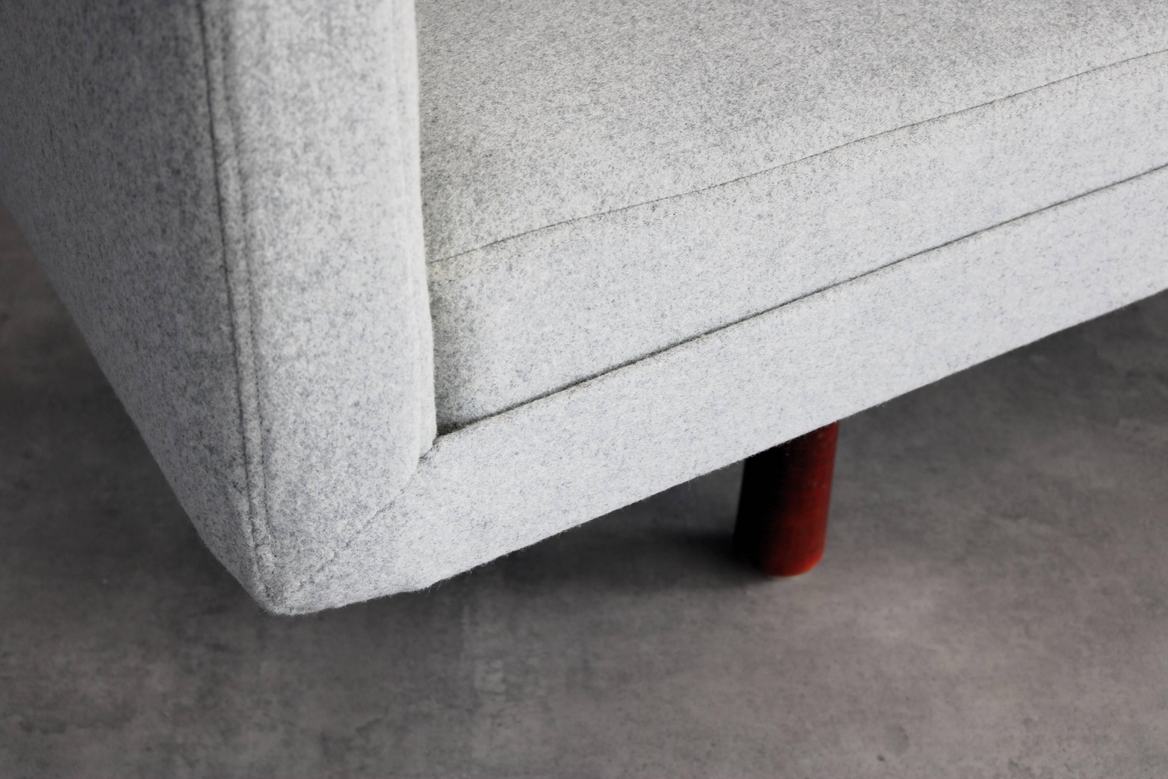 Rare sofa by Edward Wormley model "New York"