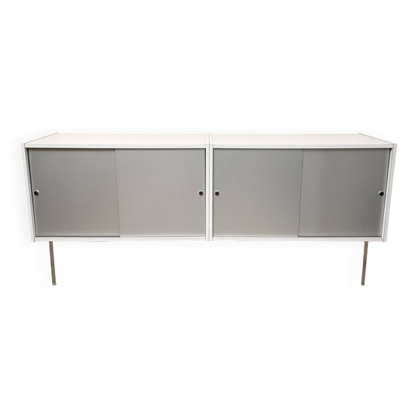 Enfilade Poul Norreklit, Danemark 1970 — Beyit