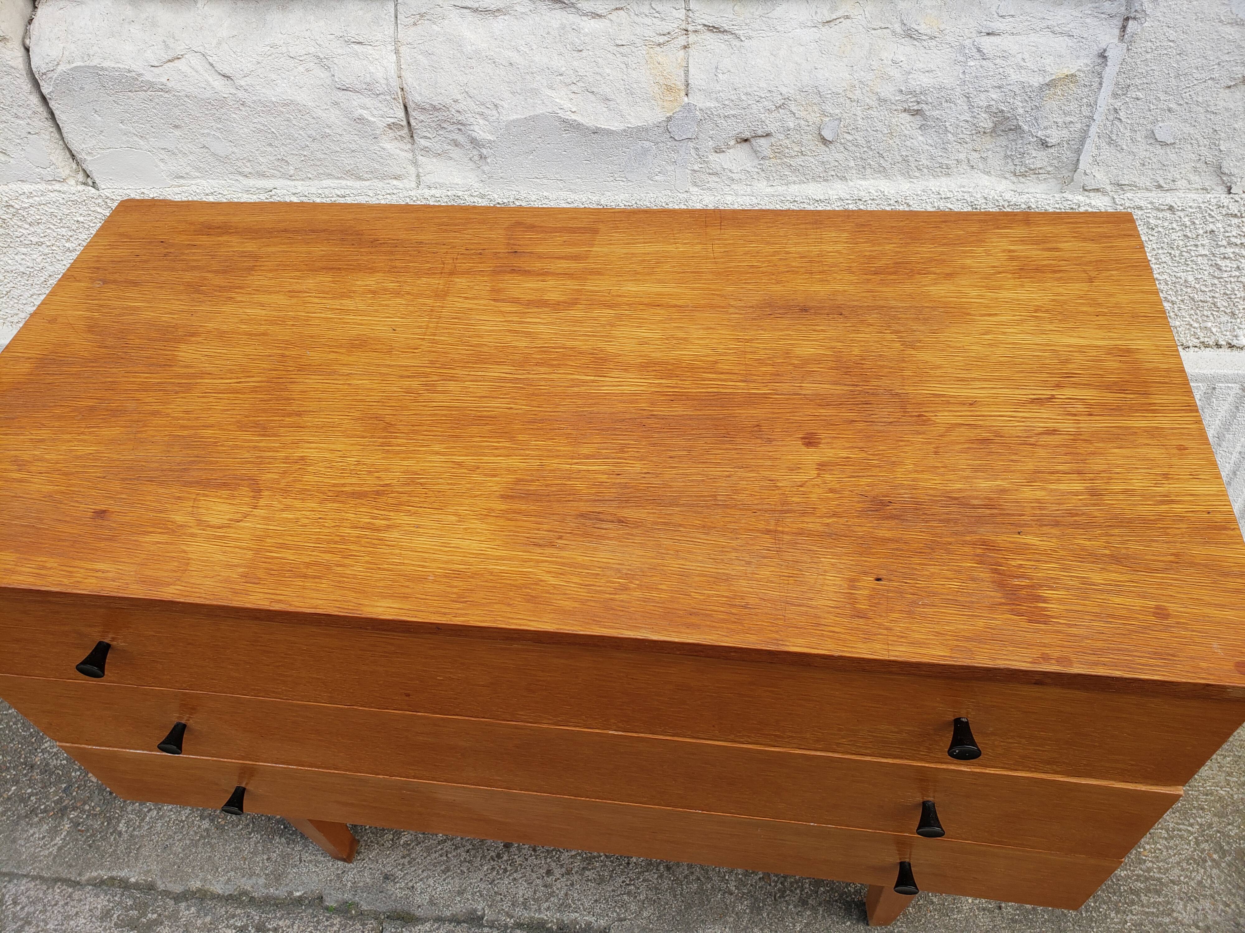 Commode vintage pied droit Aretha