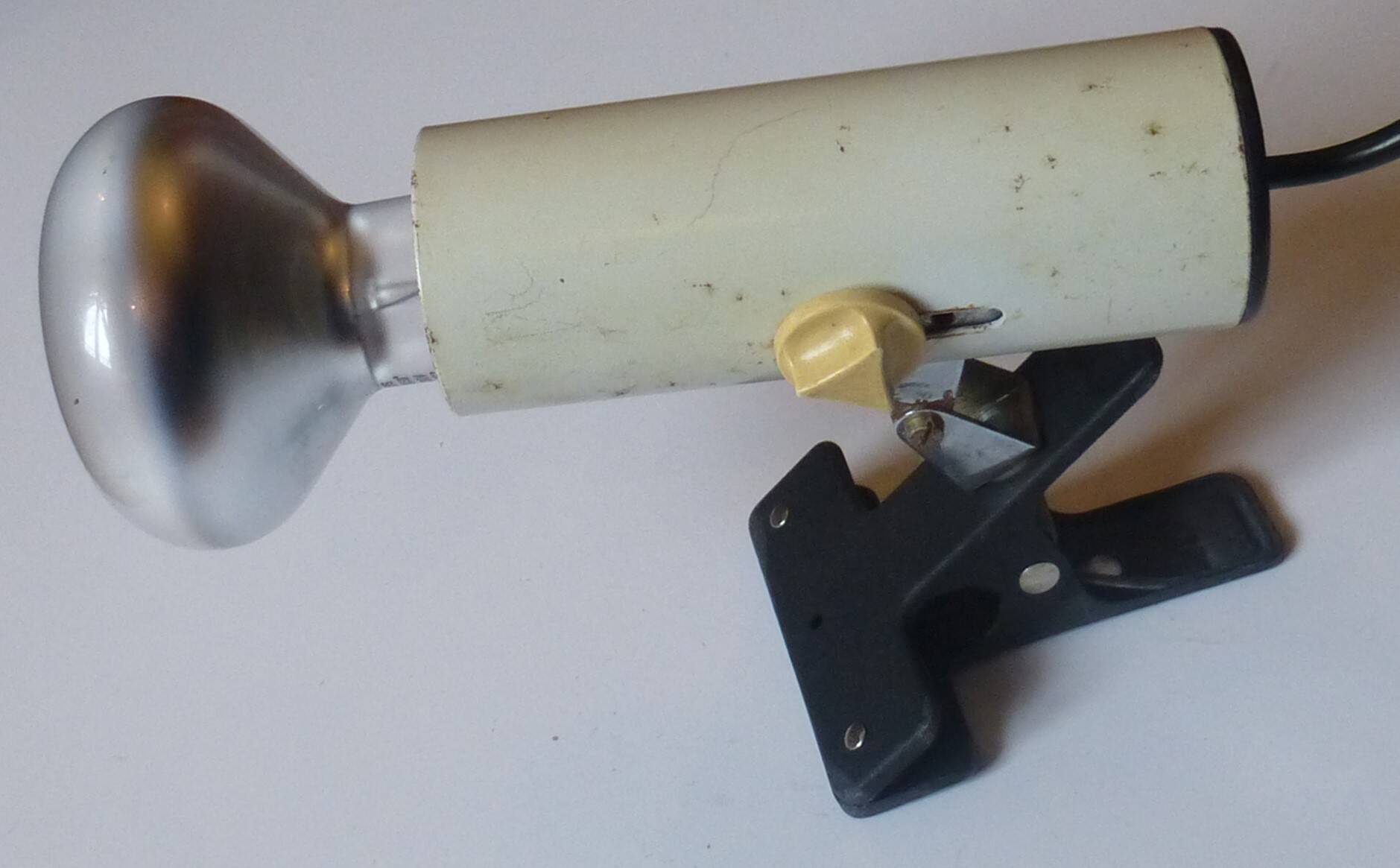 Vintage white metal clip spotlight 1970