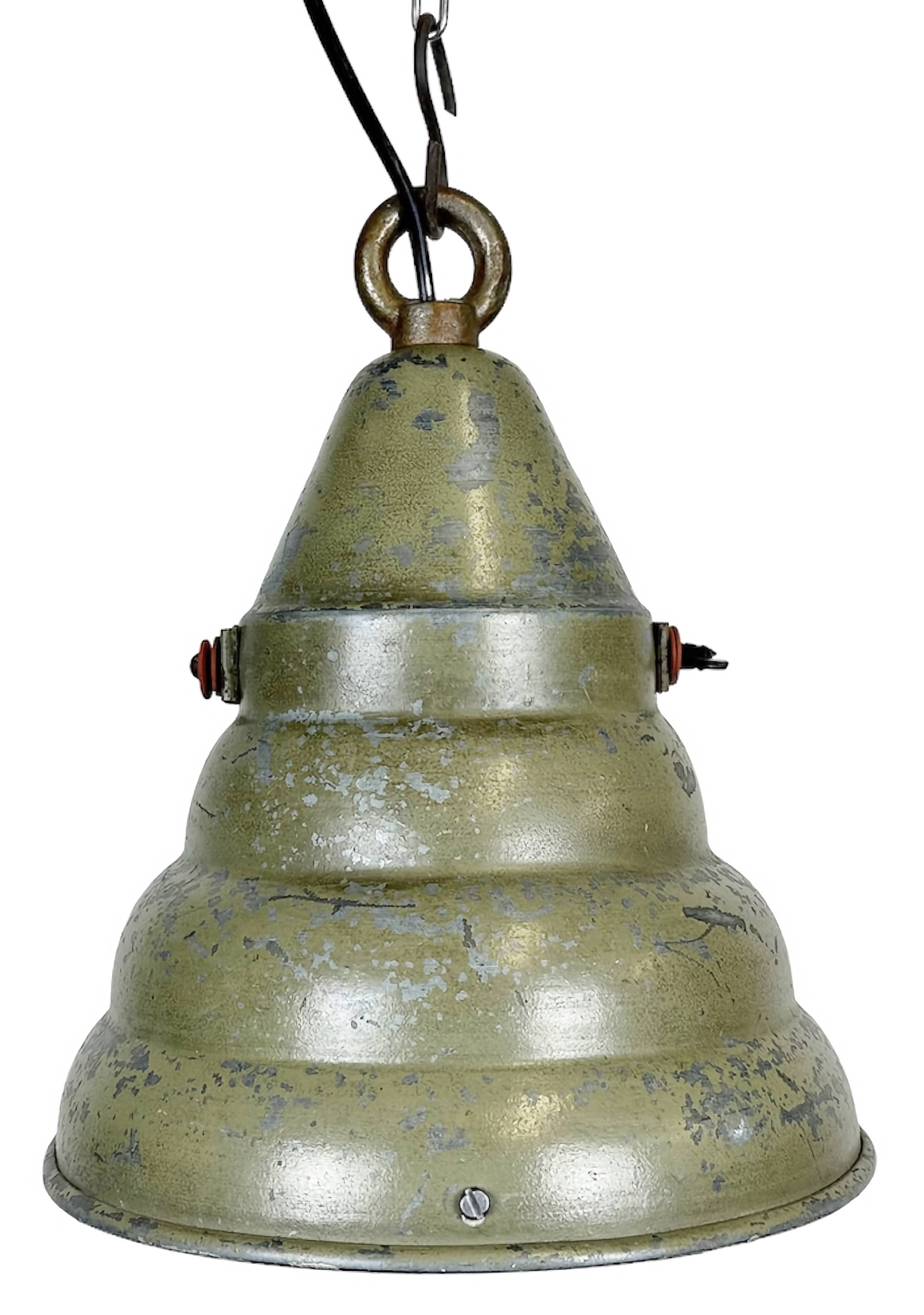 Green Industrial Aluminium Hanging Lamp, 1970s