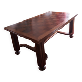 Dining room table