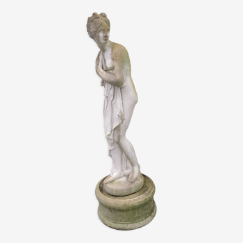 Statue en pierre représentant Vénus