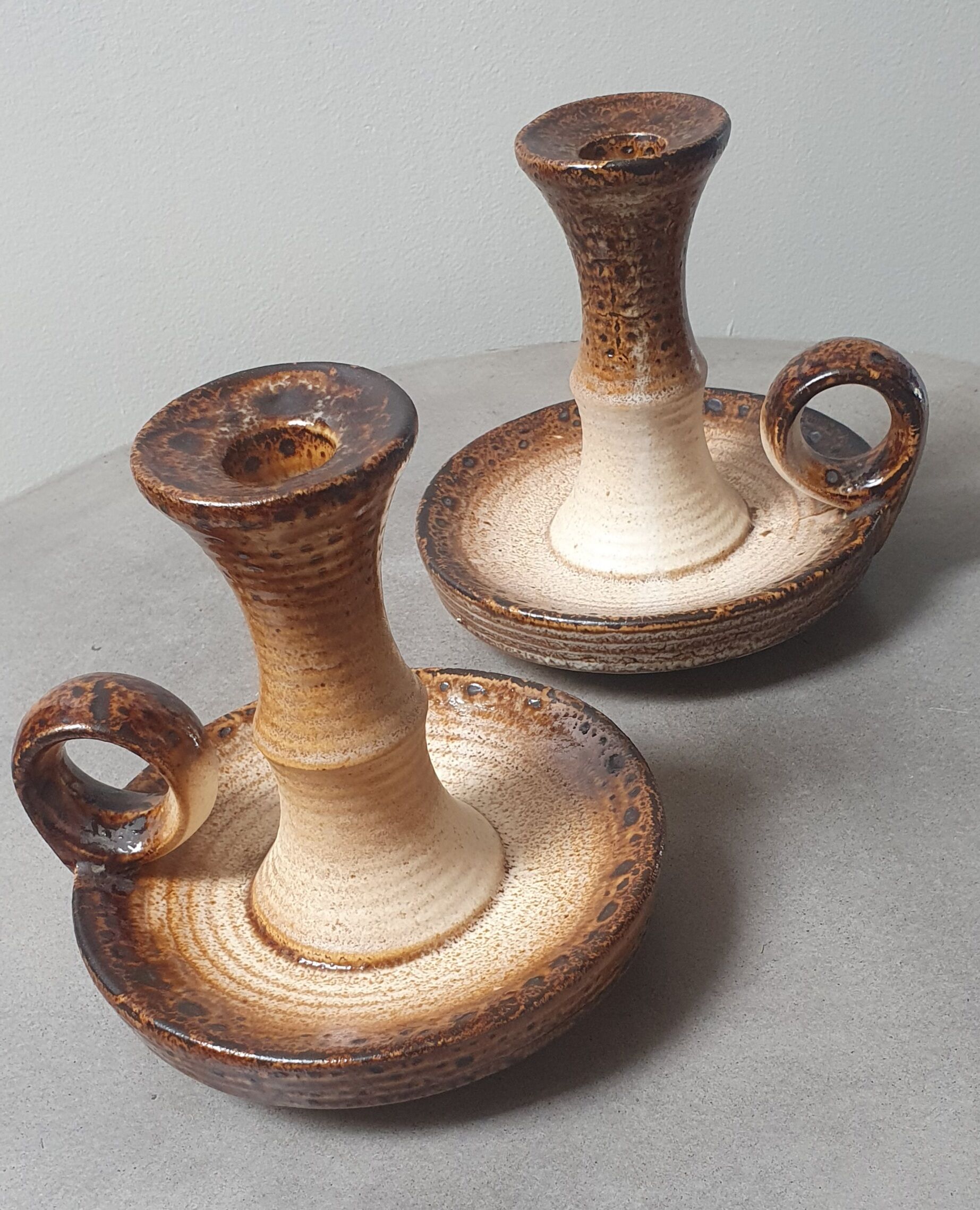 Bougeoirs en céramique