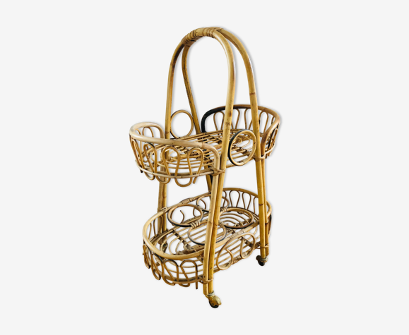 Rattan dessert bar