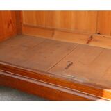 Low wardrobe with closet and drawers