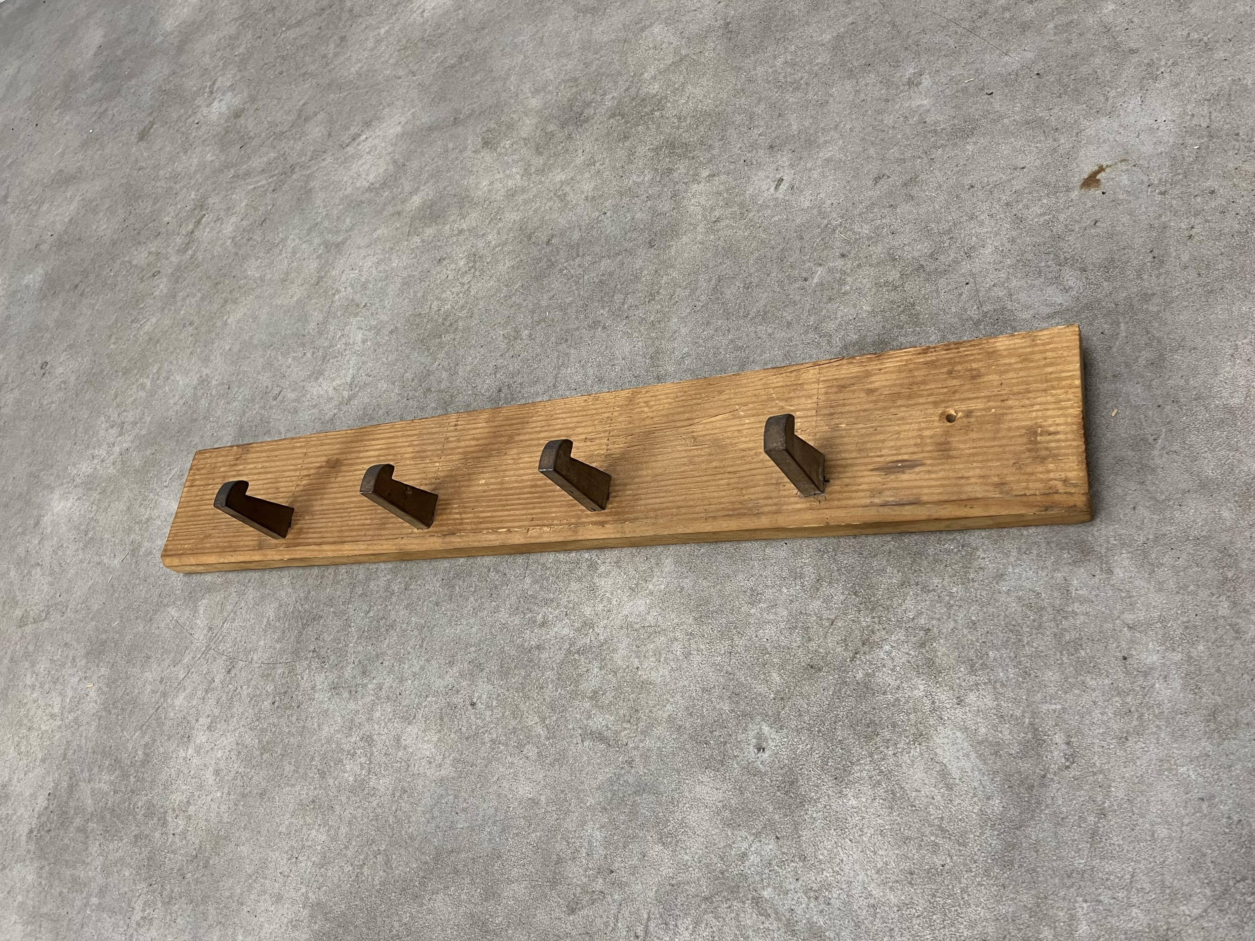 Brutalist pine chalet style wall coat rack, 4 hooks