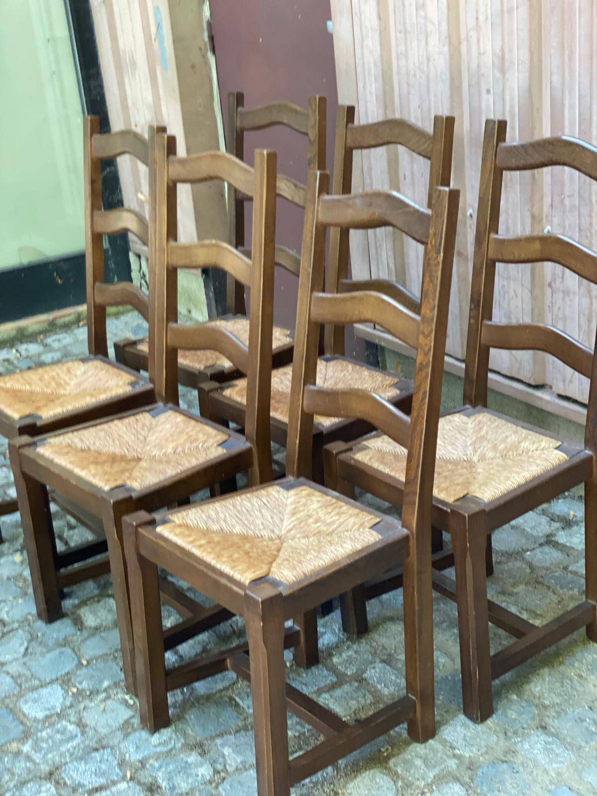 6 chaises à manger bois massif foncé paillées des années 70