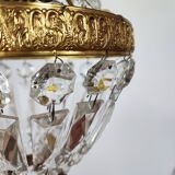 Balloon chandelier with pendants