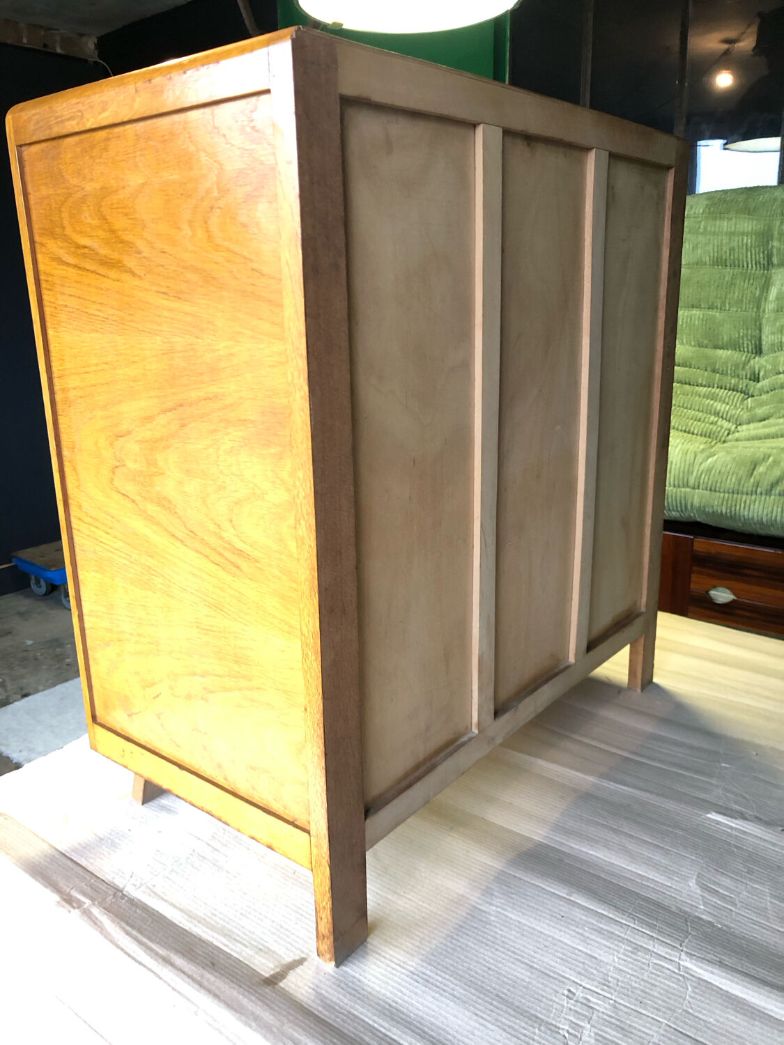 Blond wood chest of drawers circa 1960