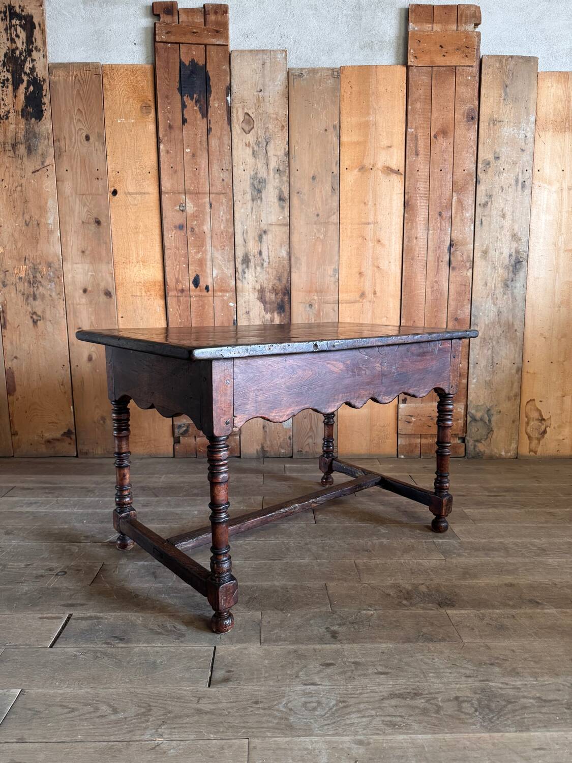 Cévenole table in chestnut wood, 19th-century folk art.