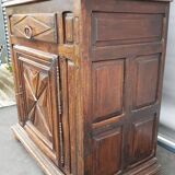 Armoire deux corps haut en retrait style Louis XIII