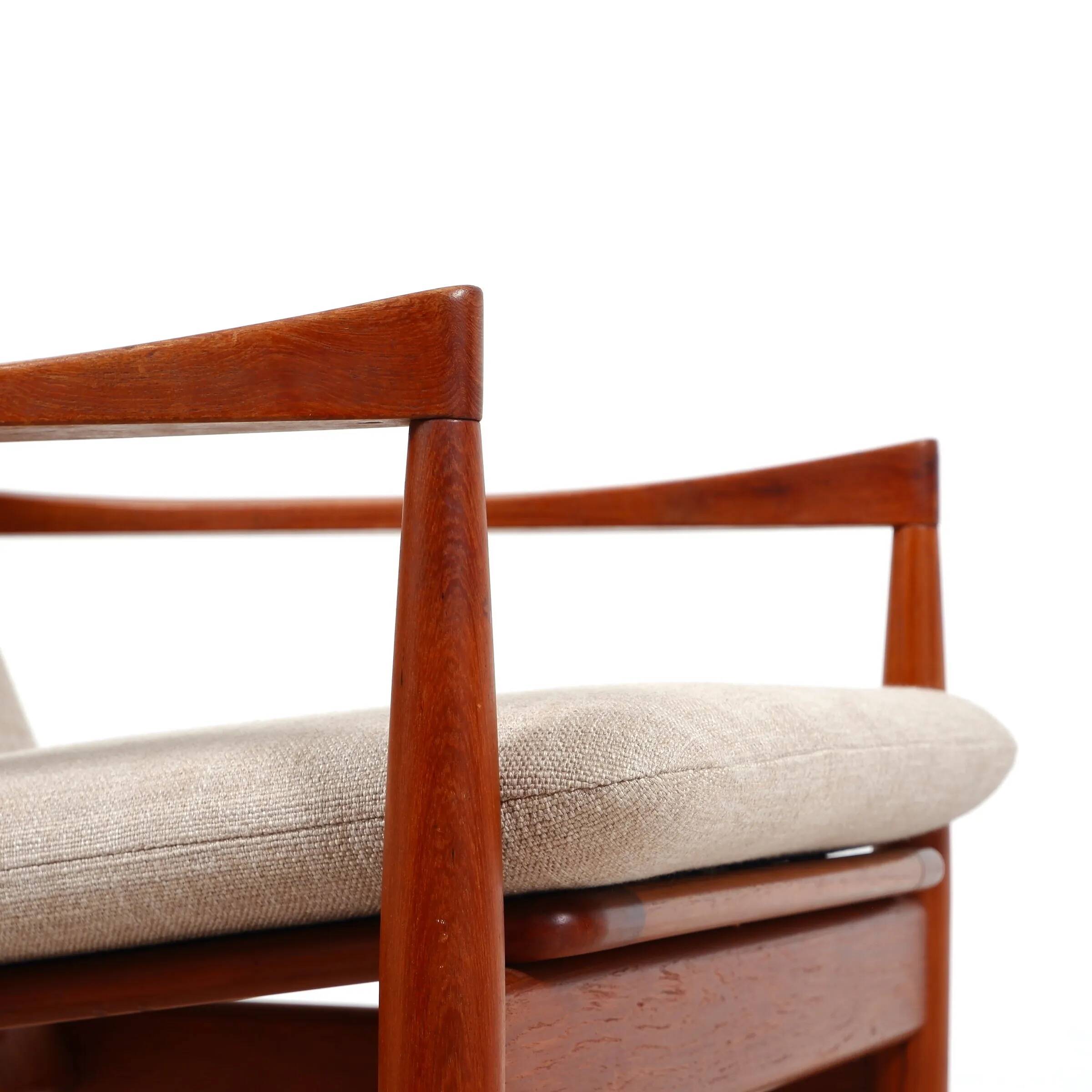 2 chaises longues en teck par Skive Mobelfabrik