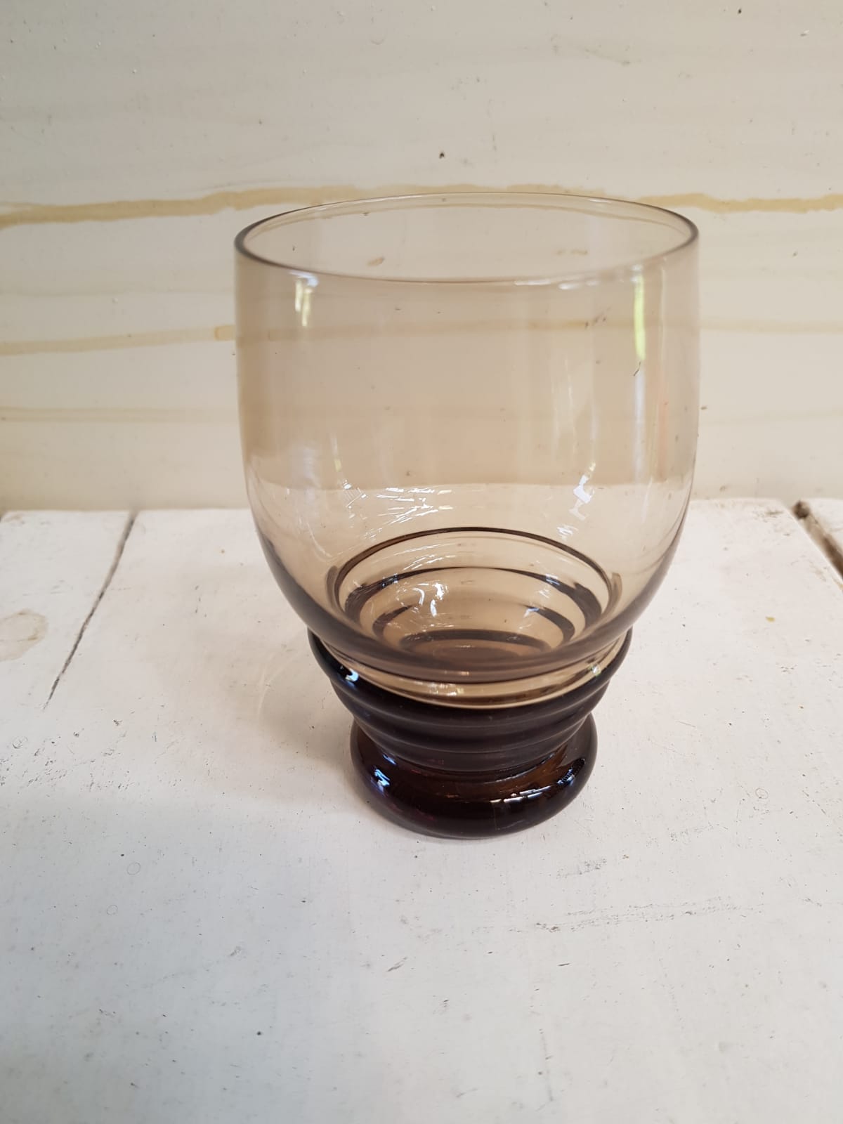Old deco carafe art service & 12 smoked glass glasses vintage table art
