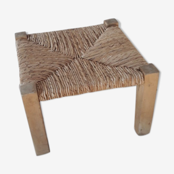 Low stool straw