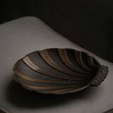 Danish Art Deco decorative shell bowl in bronze, 1930s–1940s.